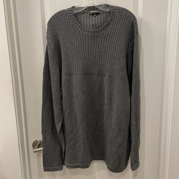 EUC Eddie Bauer soft gray cotton sweater. - XL - Picture 4 of 7